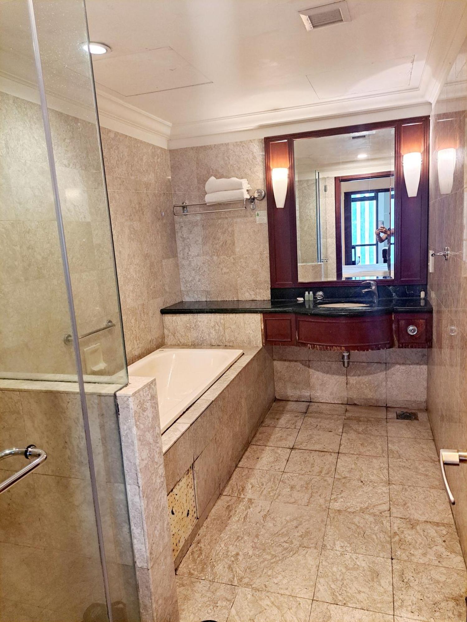 East Service Suite Times Square Kl Appartement *