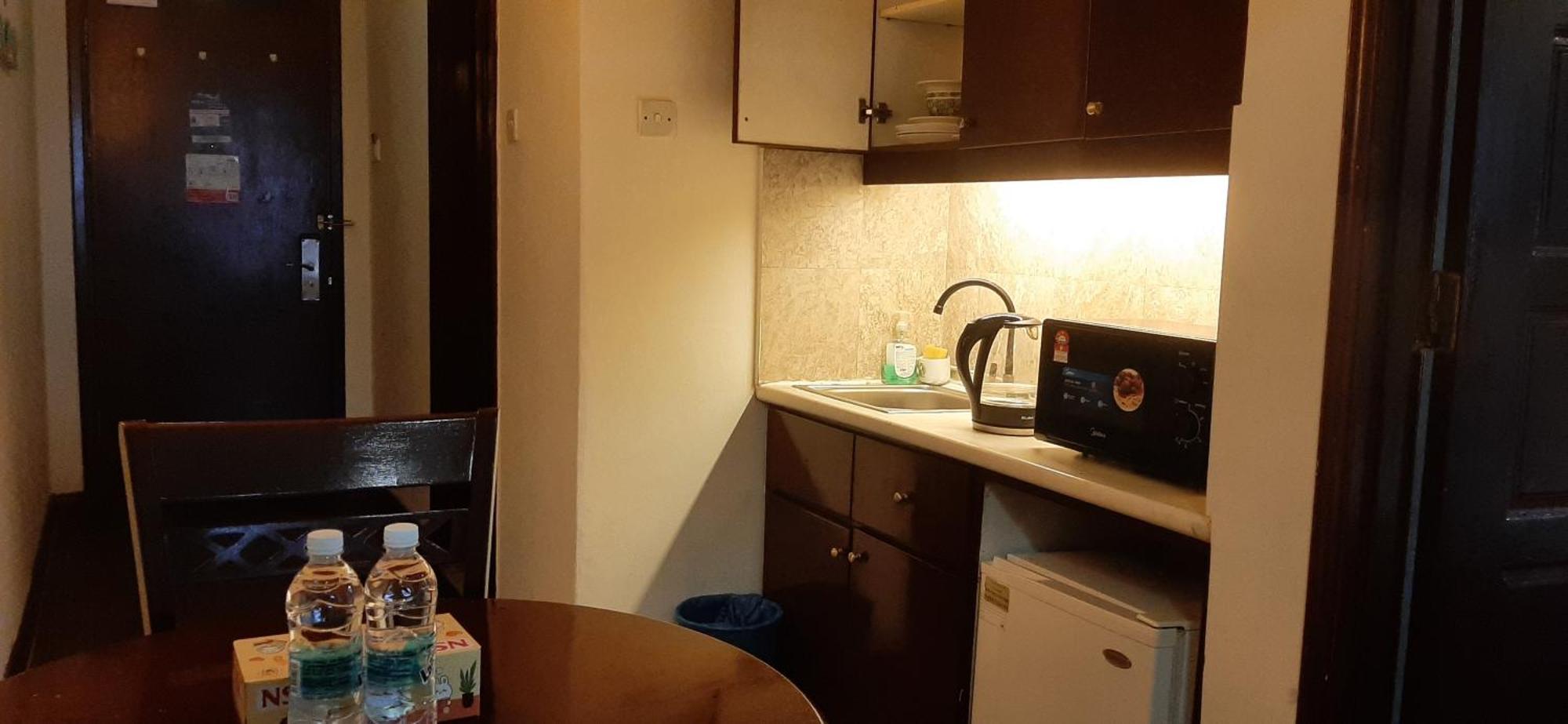 East Service Suite Times Square Kl