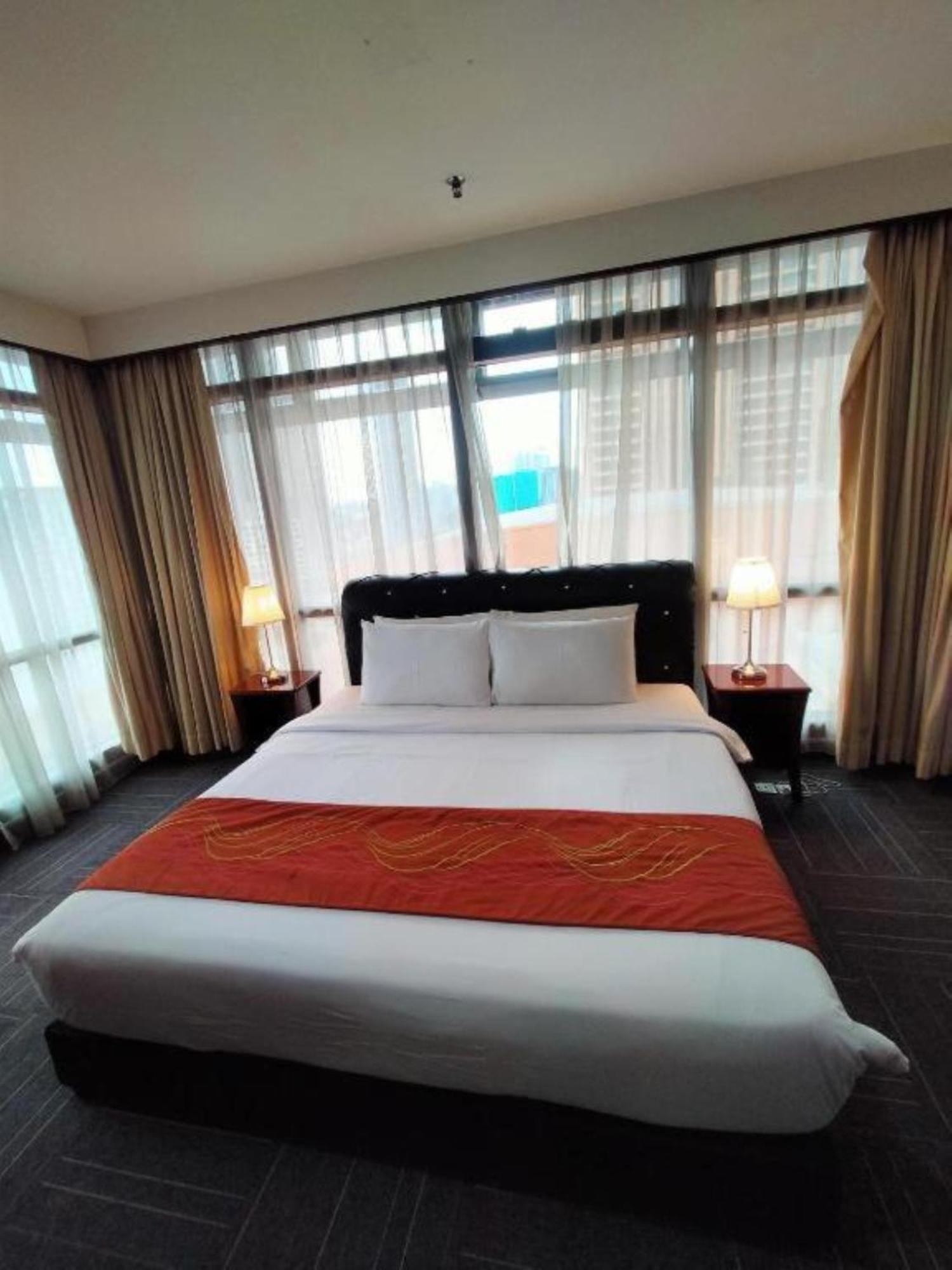 Pangsapuri East Service Suite Times Square Kl